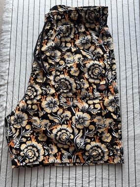 Men’s Dickies shorts with Cream and Gold Floral Print